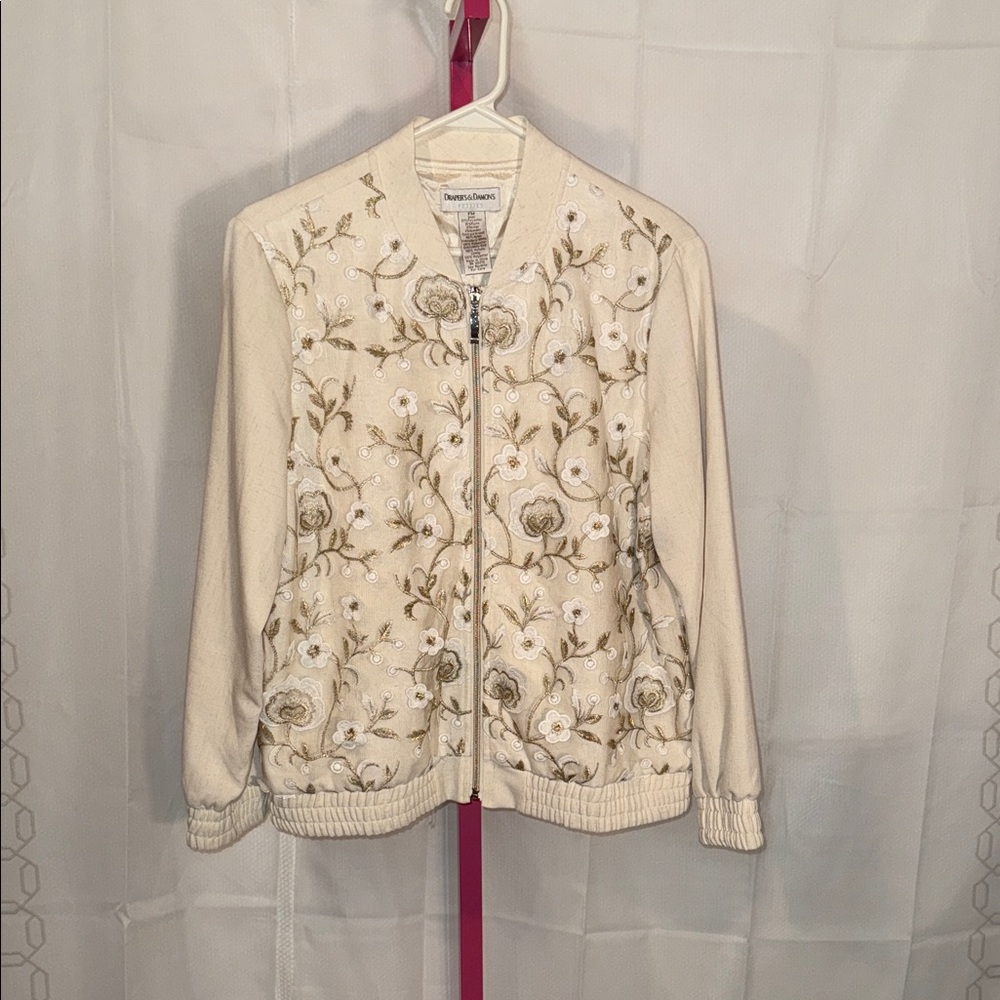 Drapers & Damons Chic Embroidered Bomber Jacket - Cream
